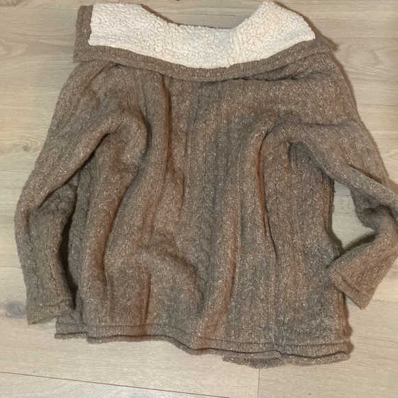 Forever 21 sherpa lined cardigan - Picture 2 of 4